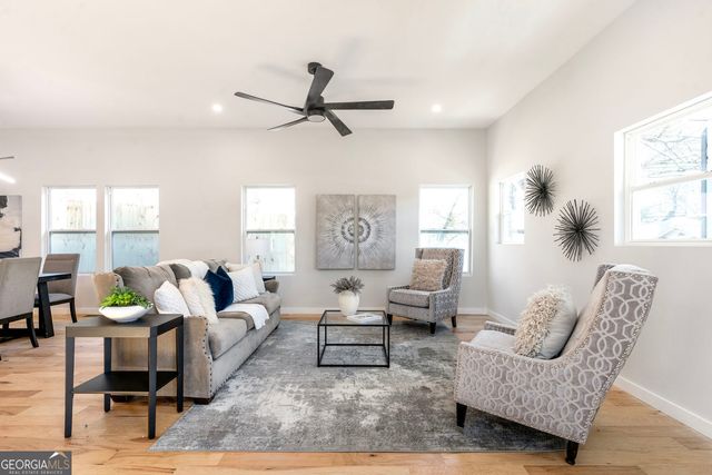 959 Woodbourne Drive SW, Atlanta, GA 30310