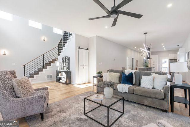 959 Woodbourne Drive SW, Atlanta, GA 30310