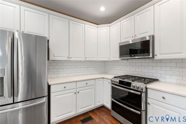 8208 Kingsdown Ct, Henrico, VA 23229