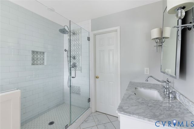 8208 Kingsdown Ct, Henrico, VA 23229