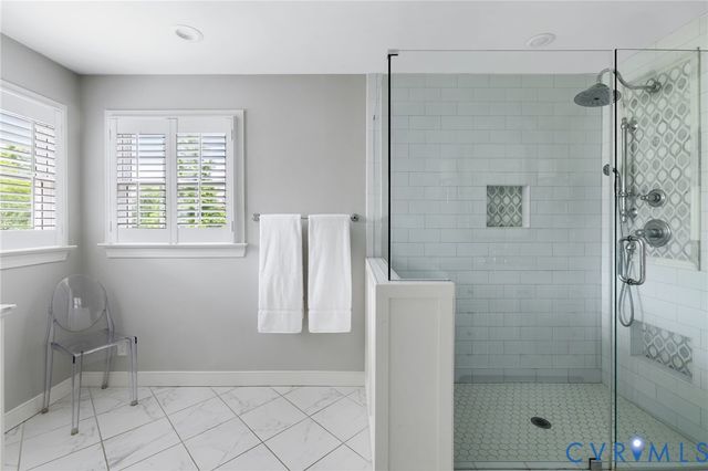 8208 Kingsdown Ct, Henrico, VA 23229