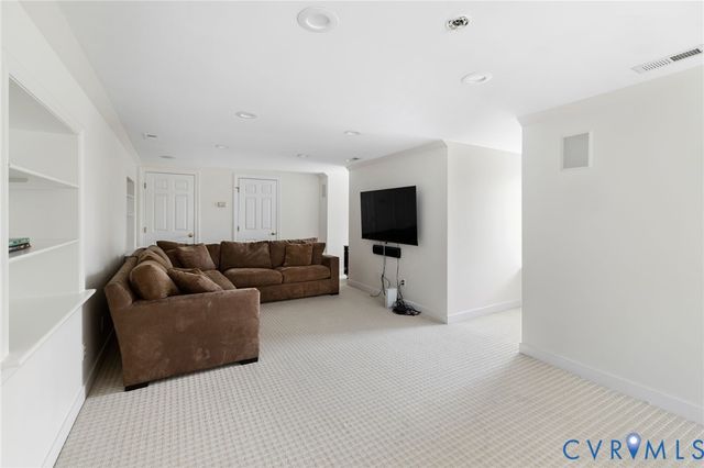 8208 Kingsdown Ct, Henrico, VA 23229
