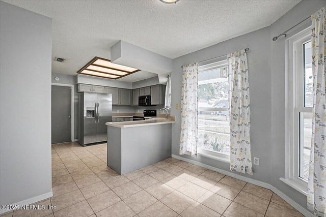 8472 BANDERA Circle W, Jacksonville, FL 32244