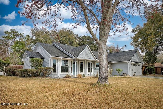 8472 BANDERA Circle W, Jacksonville, FL 32244