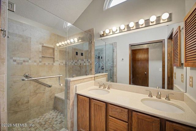 8472 BANDERA Circle W, Jacksonville, FL 32244