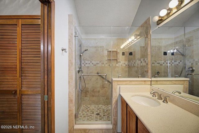 8472 BANDERA Circle W, Jacksonville, FL 32244