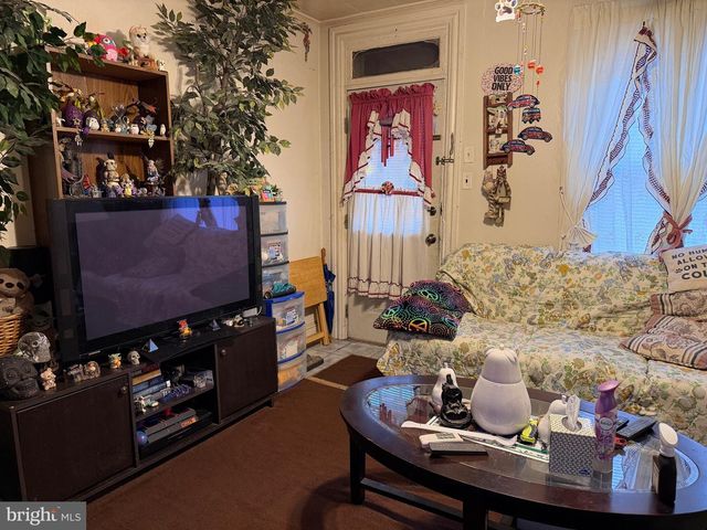 26 W STRAWBERRY ST, Lancaster, PA 17603