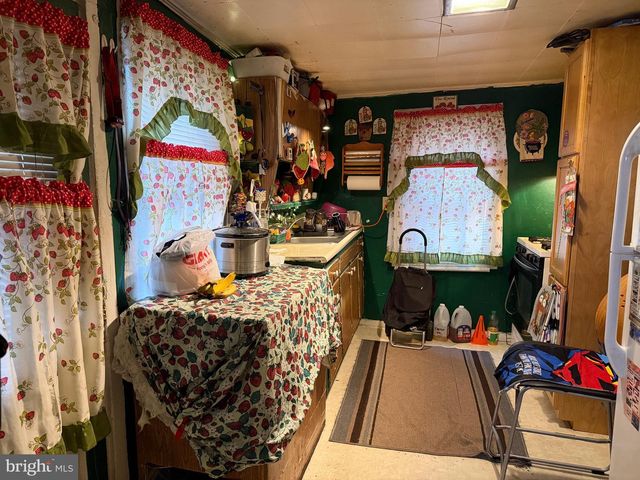 26 W STRAWBERRY ST, Lancaster, PA 17603