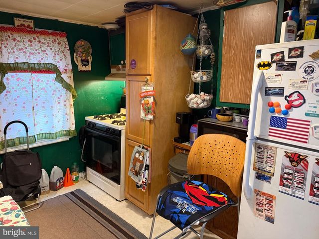 26 W STRAWBERRY ST, Lancaster, PA 17603