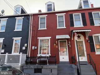 26 W STRAWBERRY ST, Lancaster, PA 17603