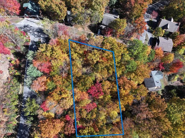 Lot 17 Deer Path Lane, Gatlinburg, TN 37738