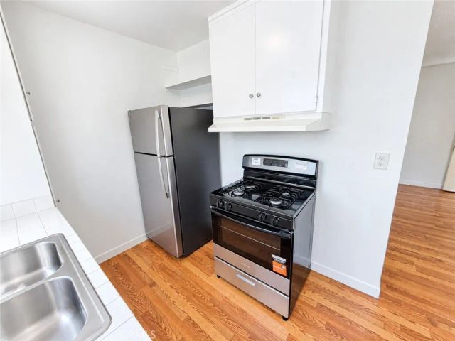 1808 10th Street F, Santa Monica, CA 90404