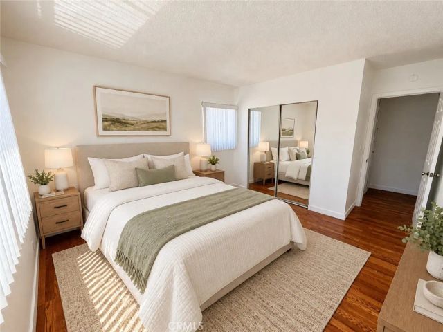 1808 10th Street F, Santa Monica, CA 90404