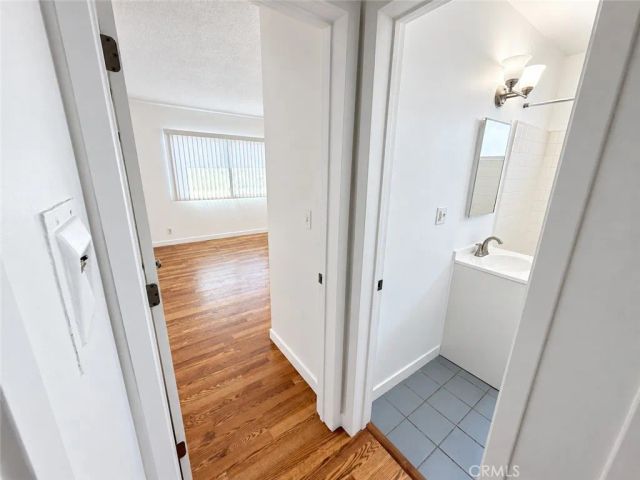 1808 10th Street F, Santa Monica, CA 90404