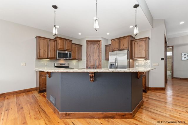 3712 RUSTIC RD, Cheyenne, WY 82001