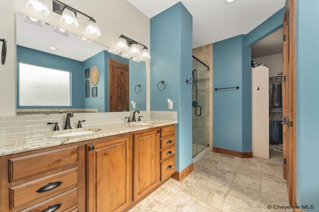 3712 RUSTIC RD, Cheyenne, WY 82001