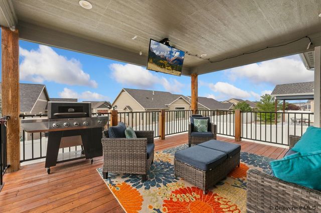 3712 RUSTIC RD, Cheyenne, WY 82001