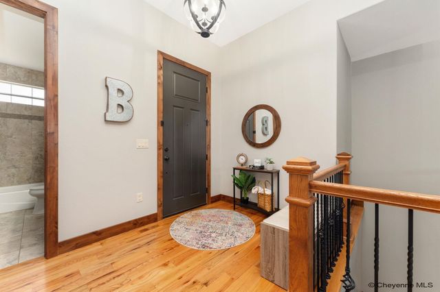 3712 RUSTIC RD, Cheyenne, WY 82001