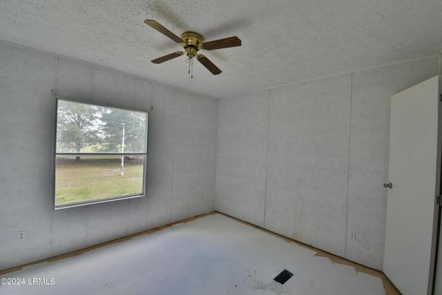 1680 Stanley Loop Road, Varnville, SC 29944