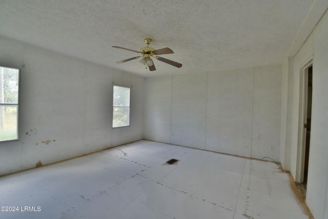 1680 Stanley Loop Road, Varnville, SC 29944