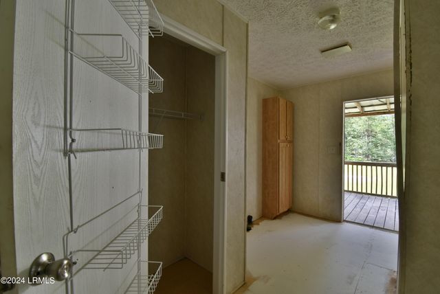 1680 Stanley Loop Road, Varnville, SC 29944