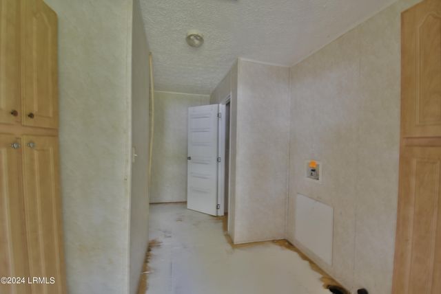 1680 Stanley Loop Road, Varnville, SC 29944