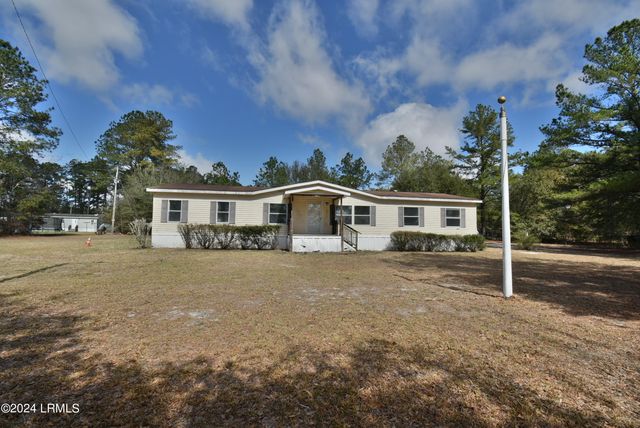 1680 Stanley Loop Road, Varnville, SC 29944