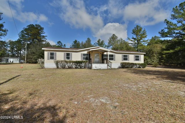1680 Stanley Loop Road, Varnville, SC 29944