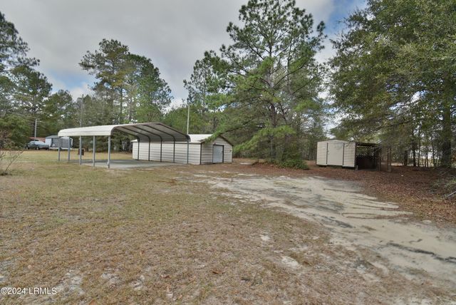 1680 Stanley Loop Road, Varnville, SC 29944