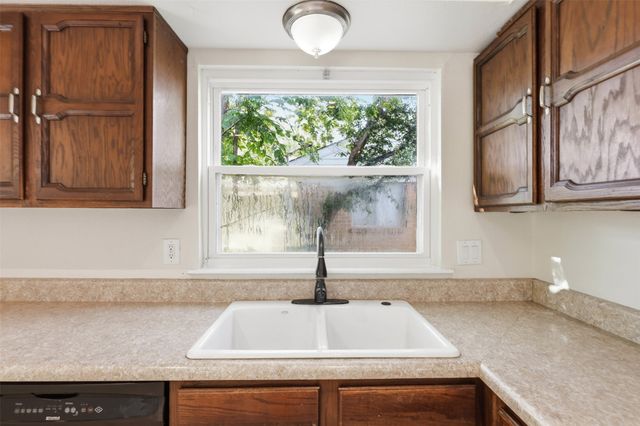 117 Wake Drive, Richardson, TX 75081