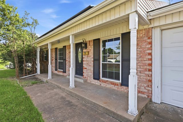 117 Wake Drive, Richardson, TX 75081