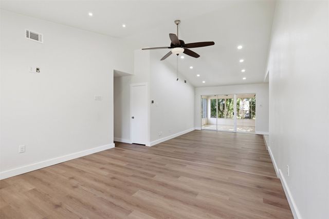 117 Wake Drive, Richardson, TX 75081
