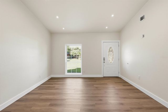 117 Wake Drive, Richardson, TX 75081