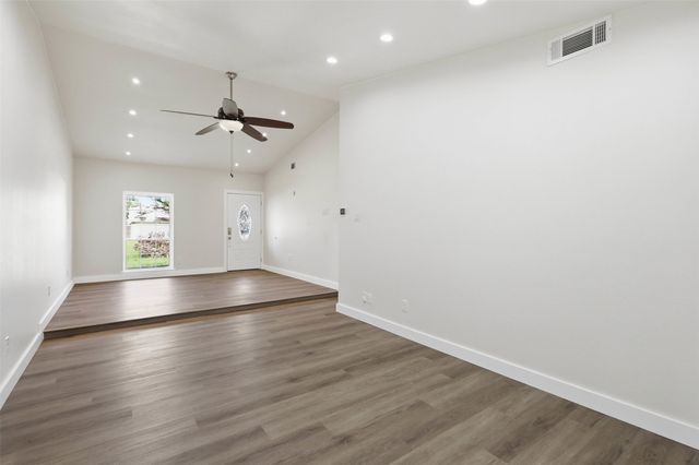 117 Wake Drive, Richardson, TX 75081