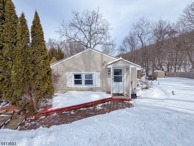 10 Ludlow St, Jefferson Twp., NJ 07885