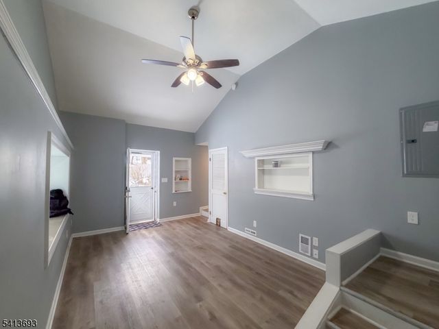 10 Ludlow St, Jefferson Twp., NJ 07885