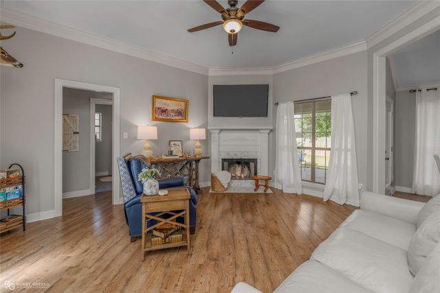5016 Tensas Drive, Bossier City, LA 71111