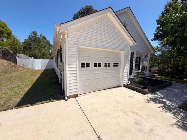109 Crown Colony Court, Lexington, SC 29073