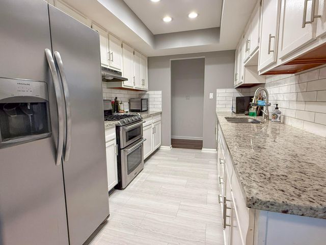 3084 Sawyer Drive, Grove City, OH 43123