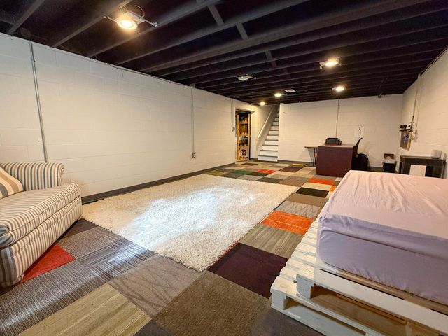 3084 Sawyer Drive, Grove City, OH 43123