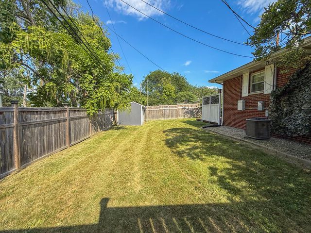 3084 Sawyer Drive, Grove City, OH 43123