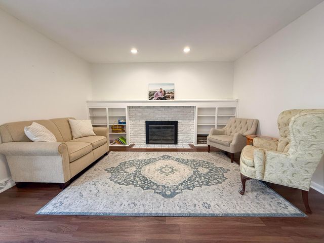 3084 Sawyer Drive, Grove City, OH 43123