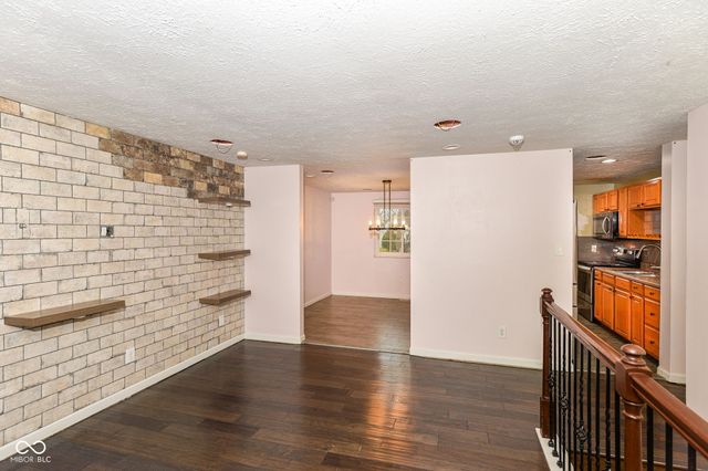 6911 Littleton Drive, Indianapolis, IN 46221