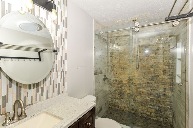 6911 Littleton Drive, Indianapolis, IN 46221