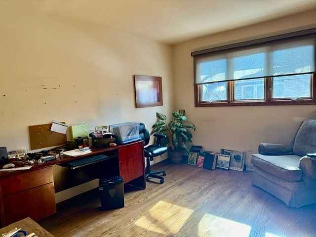 7700 Apple Tree Lane, Willowbrook, IL 60527