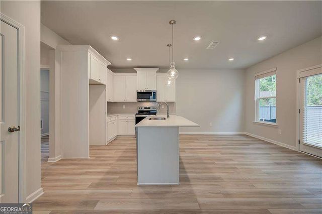 330 Bedford Trace, Conyers, GA 30094