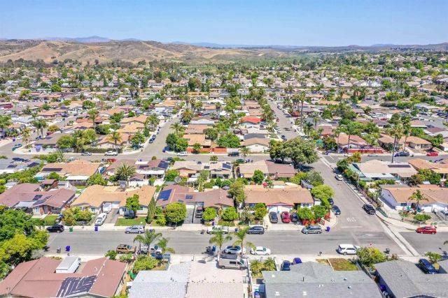 4626 Calle De Retiro, Oceanside, CA 92057