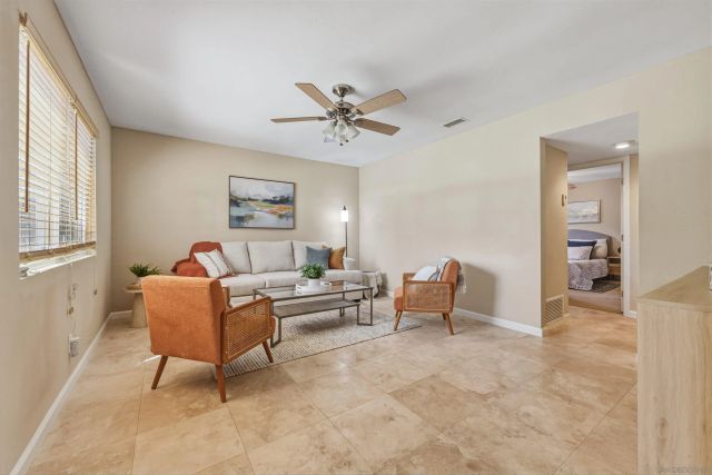 4626 Calle De Retiro, Oceanside, CA 92057