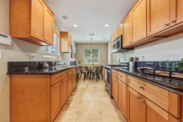 4626 Calle De Retiro, Oceanside, CA 92057