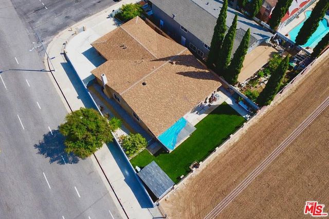 11493 Lev Avenue, San Fernando, CA 91345